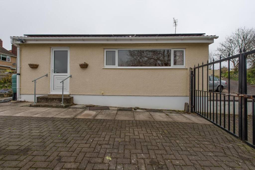 Bristol Self-Catering Studio+Kitchen+Parking Buitenkant foto