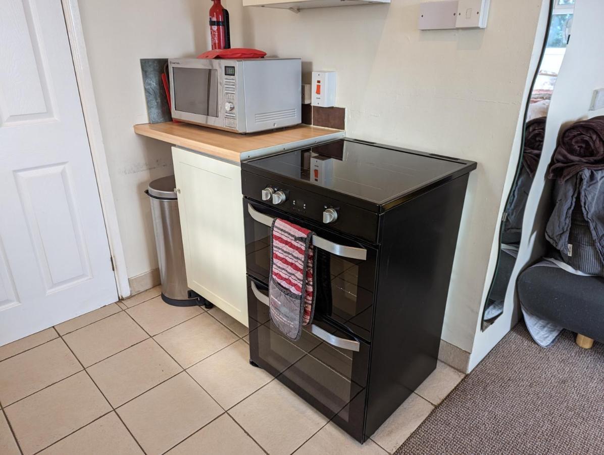 Bristol Self-Catering Studio+Kitchen+Parking Buitenkant foto